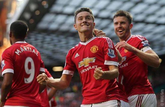 每次传球都 每次传球都